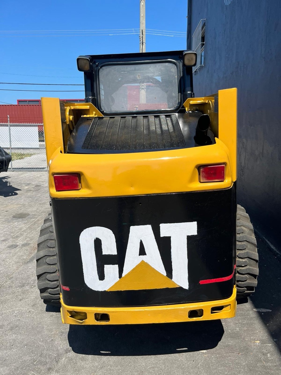 CAT 246, view 5