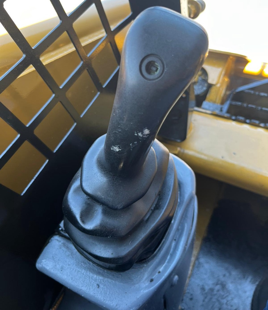 CAT 246, view 9
