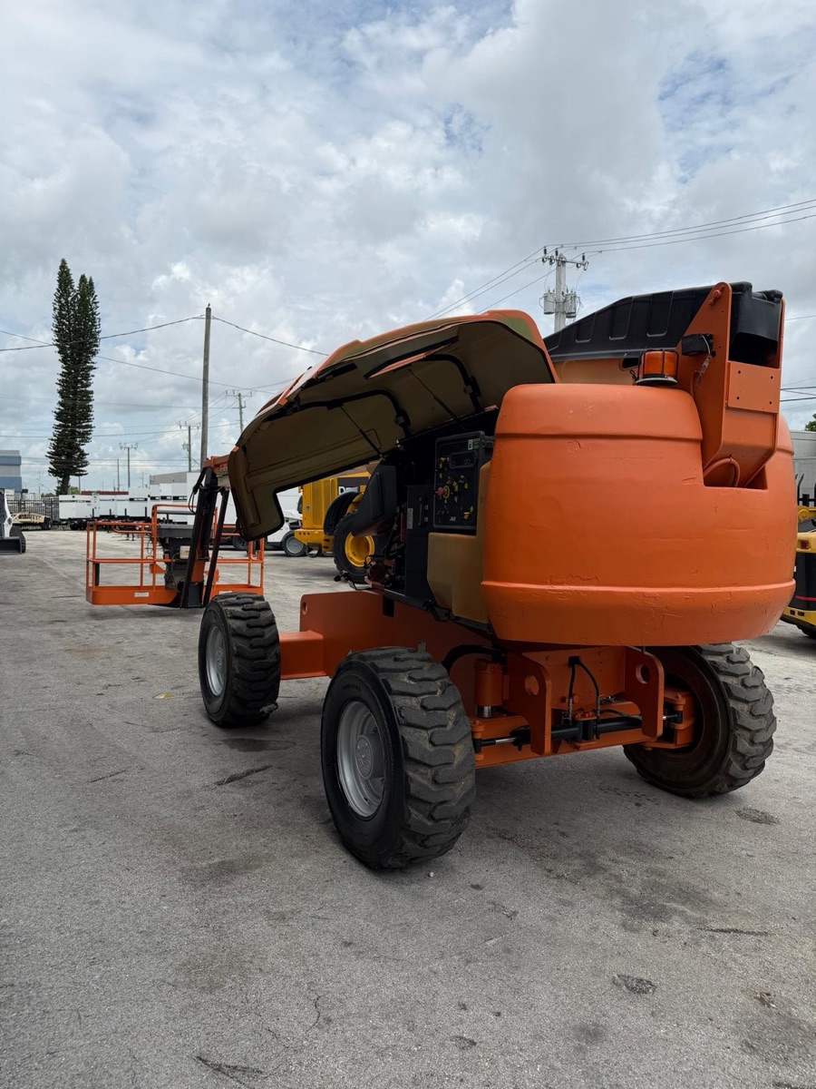 2008 JLG 660SJ 4WD, view 6