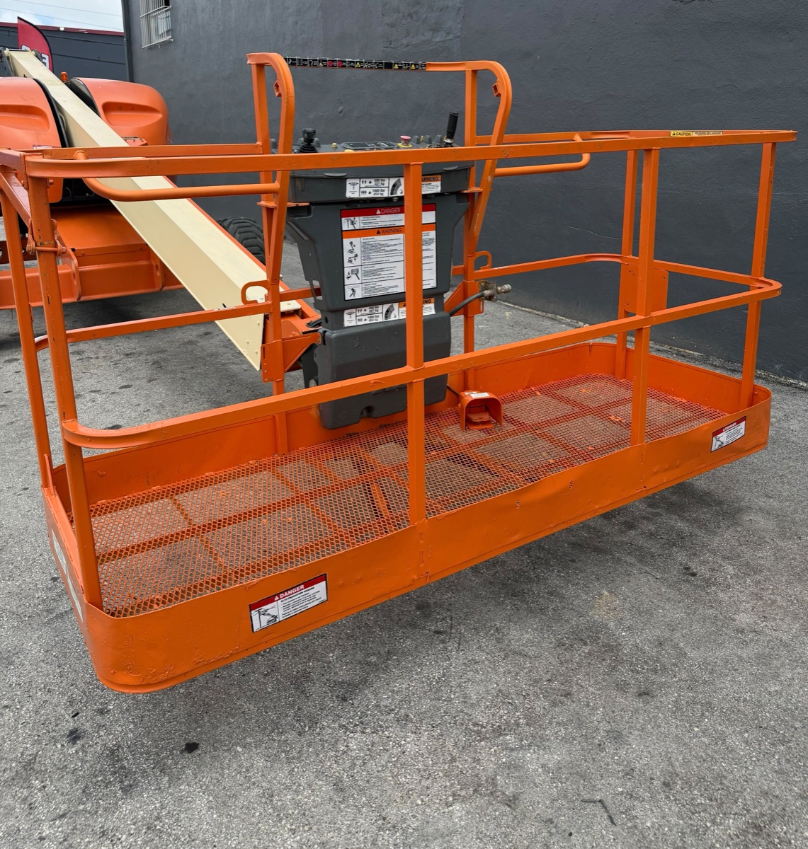 2014 JLG 400S 4WD Diesel Telescopic Boom Lift, view 3