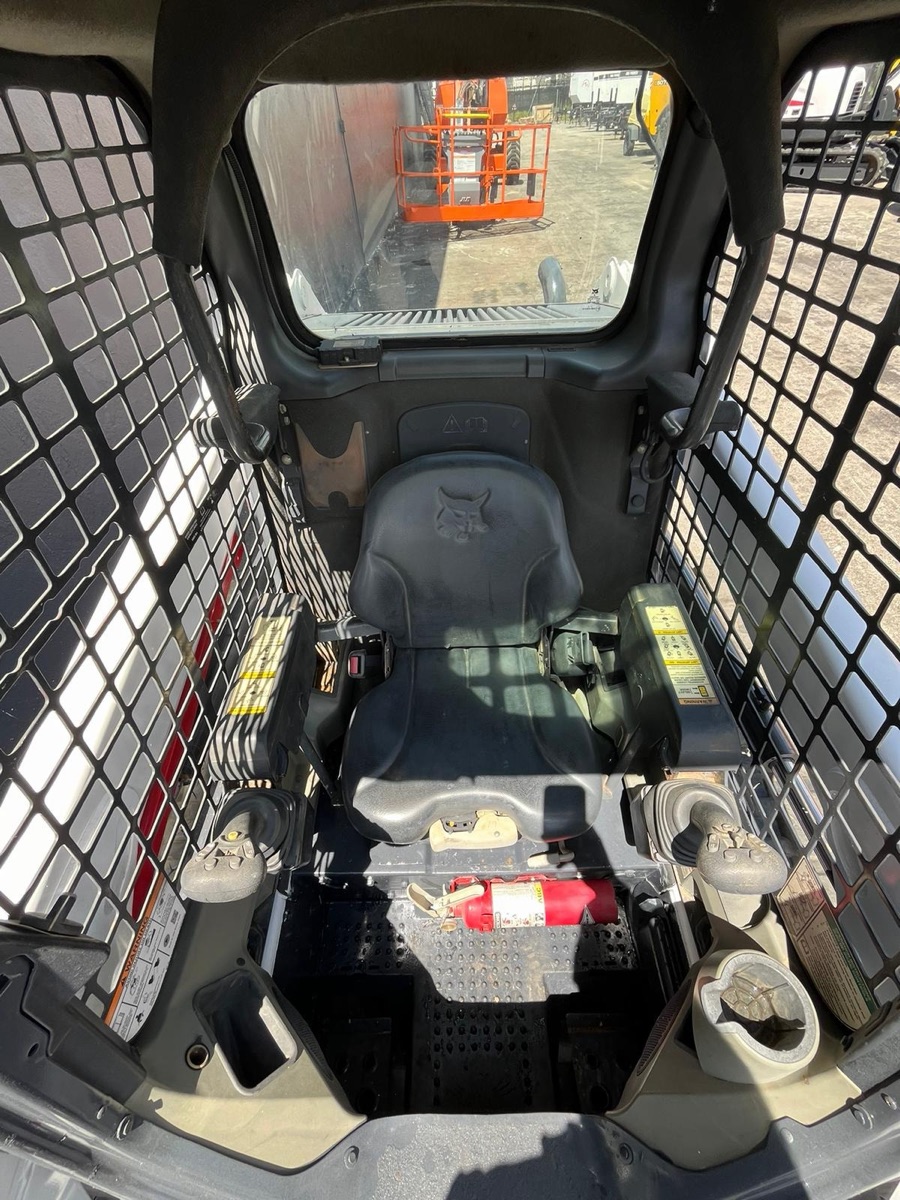2017 Bobcat T550, view 6